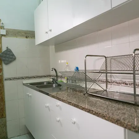 بيت شباب So Far So Homely Lisboa